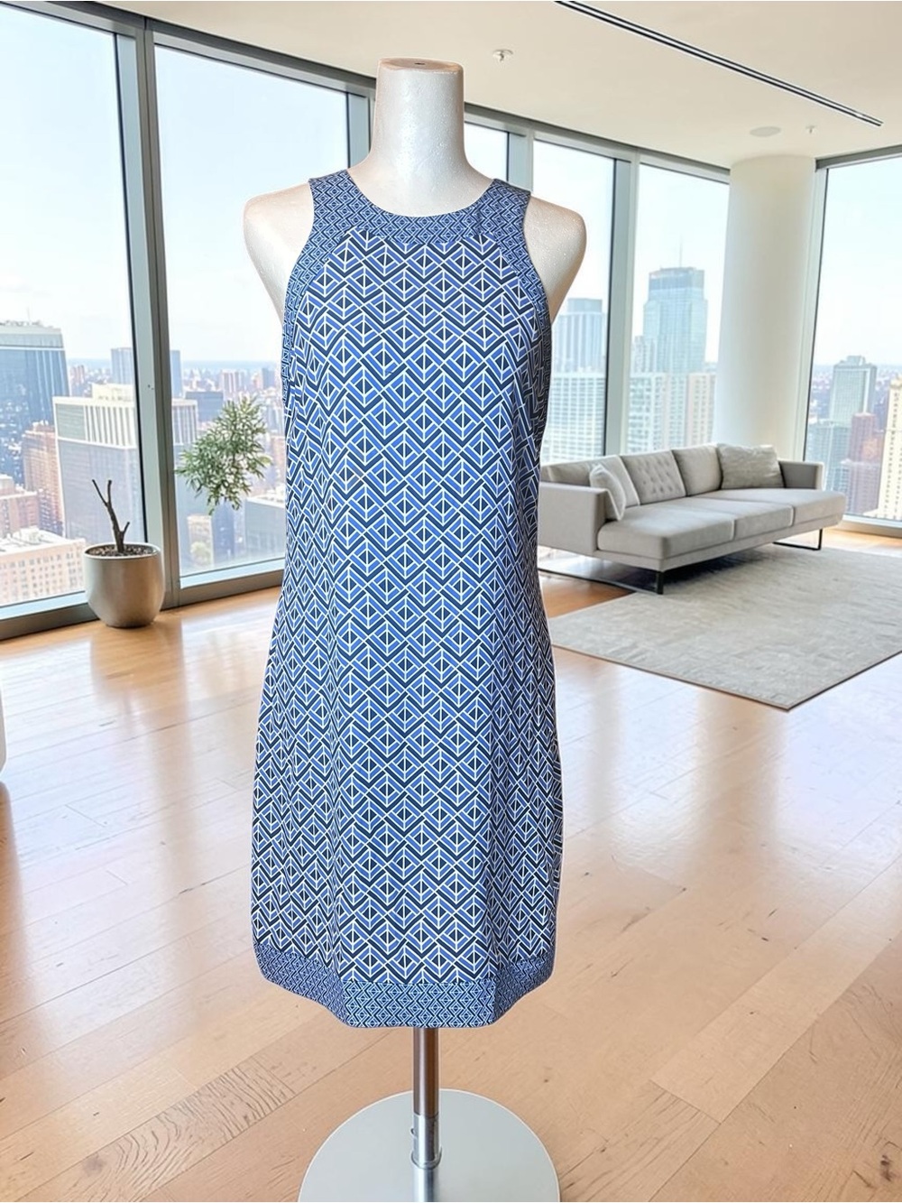 Pink Martini Halter Dress Blue
Geometric Print Size M Lined Summer Shift - Picture 2 of 12